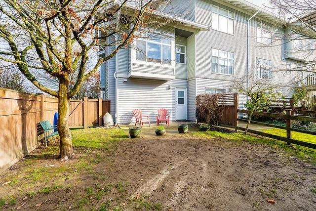 41 - 7179 201 Street, House attached with 2 bedrooms, 1 bathrooms and 1 parking in Langley BC | Image 32
