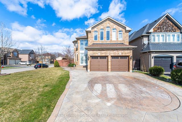 6489 Hampden Woods Rd, House detached with 5 bedrooms, 5 bathrooms and 6 parking in Mississauga ON | Image 12