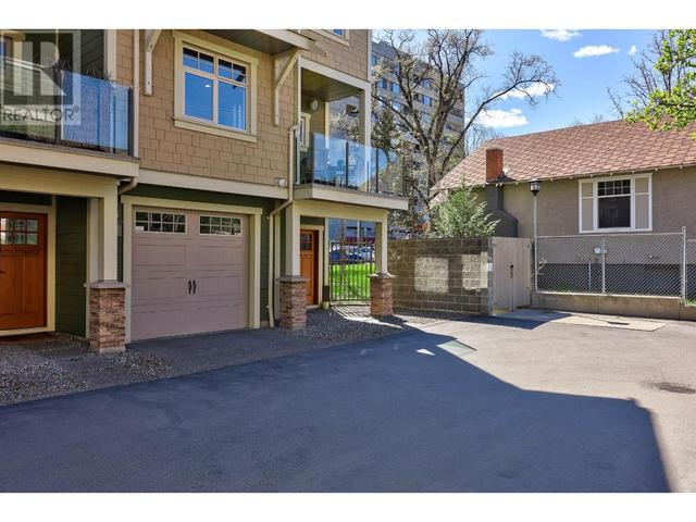 1 - 576 Nicola Street, House attached with 2 bedrooms, 3 bathrooms and null parking in Kamloops BC | Image 30