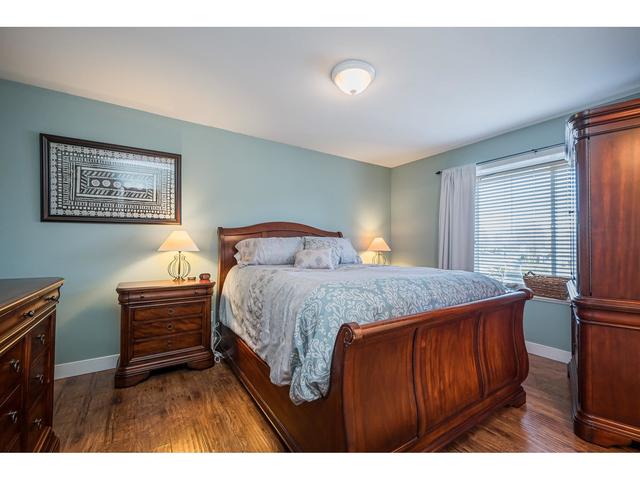 20230 93a Avenue, House detached with 3 bedrooms, 3 bathrooms and 4 parking in Langley BC | Image 19