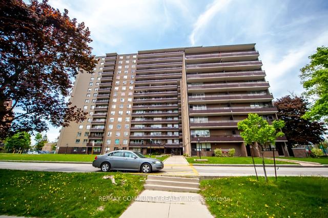 911 - 180 Markham Rd, Condo with 3 bedrooms, 2 bathrooms and 1 parking in Toronto ON | Image 16