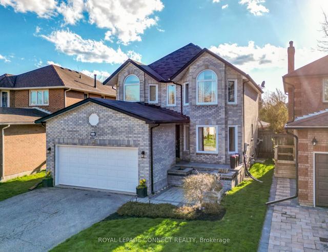 2283 Cottonwood Circ, House detached with 3 bedrooms, 4 bathrooms and 6 parking in Pickering ON | Image 1