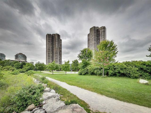 212 - 2045 Lake Shore Blvd W, Condo with 2 bedrooms, 2 bathrooms and 2 parking in Toronto ON | Image 19
