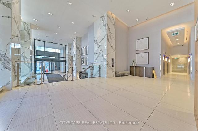 3808 - 20 Shore Breeze Dr, Condo with 1 bedrooms, 1 bathrooms and 1 parking in Toronto ON | Image 2