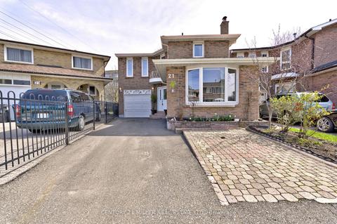 21 Brownridge Cres, House detached with 3 bedrooms, 3 bathrooms and 4 parking in Toronto ON | Card Image