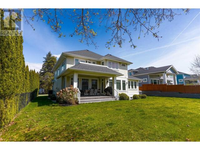 415 Hobson Crescent, House detached with 5 bedrooms, 5 bathrooms and null parking in Kelowna BC | Image 5