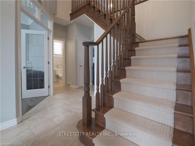 3441 Mclauchlan Cres, House detached with 3 bedrooms, 4 bathrooms and 7 parking in London ON | Image 12