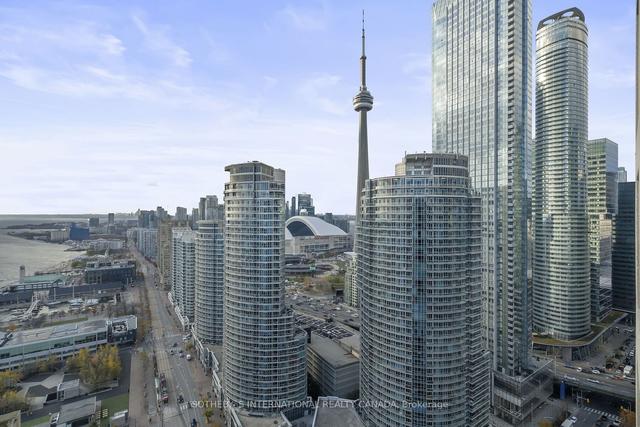 3701 - 77 Harbour Sq, Condo with 3 bedrooms, 3 bathrooms and 1 parking in Toronto ON | Image 17