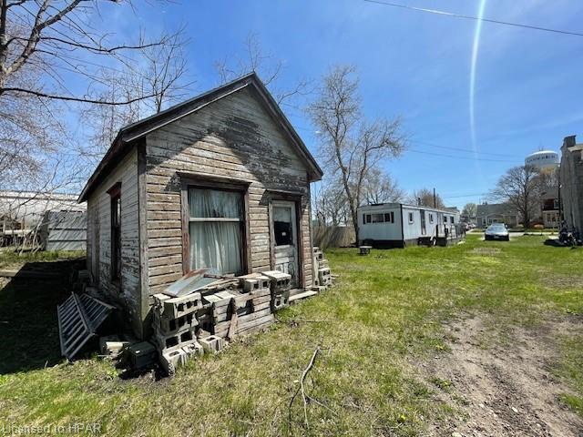 219 East Street, House detached with 2 bedrooms, 1 bathrooms and 4 parking in Goderich ON | Image 6