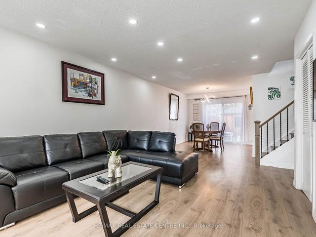2645 Treviso Crt, House detached with 3 bedrooms, 3 bathrooms and 4 parking in Mississauga ON | Image 31