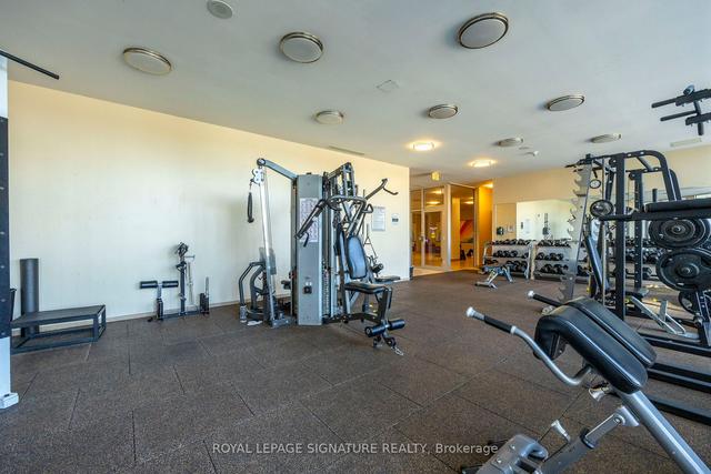 1602 - 15 Legion Rd, Condo with 2 bedrooms, 1 bathrooms and 1 parking in Toronto ON | Image 16