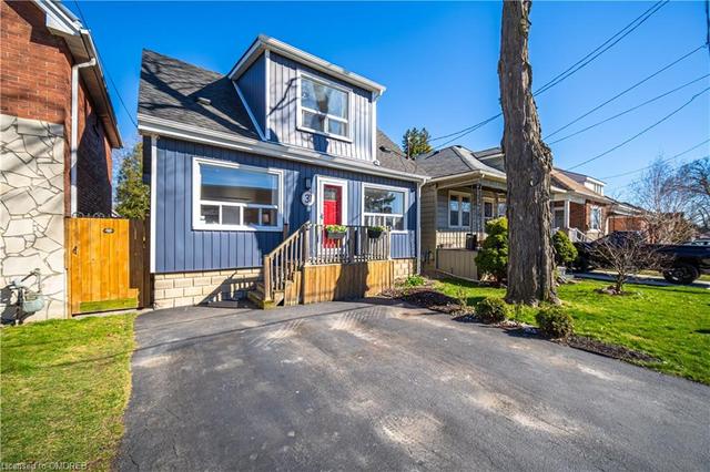 31 East 19th Street, House detached with 3 bedrooms, 1 bathrooms and 2 parking in Hamilton ON | Image 23