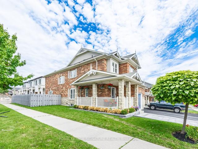 141 Beer Cres, House attached with 4 bedrooms, 3 bathrooms and 3 parking in Ajax ON | Image 12