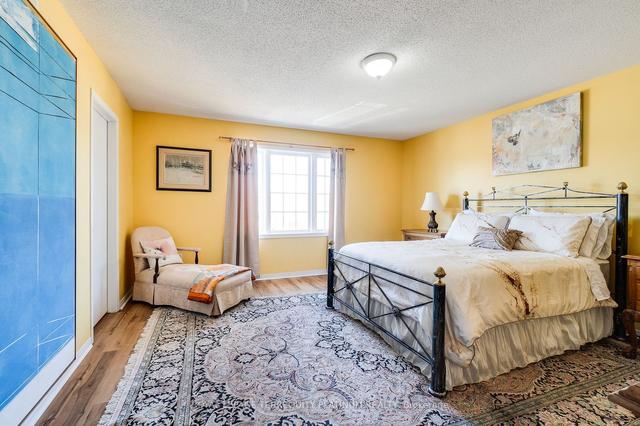 4 Curzon Cres, House attached with 3 bedrooms, 3 bathrooms and 2 parking in Guelph ON | Image 11