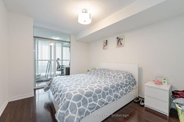 1011 - 23 Hollywood Ave, Condo with 1 bedrooms, 1 bathrooms and 1 parking in Toronto ON | Image 8