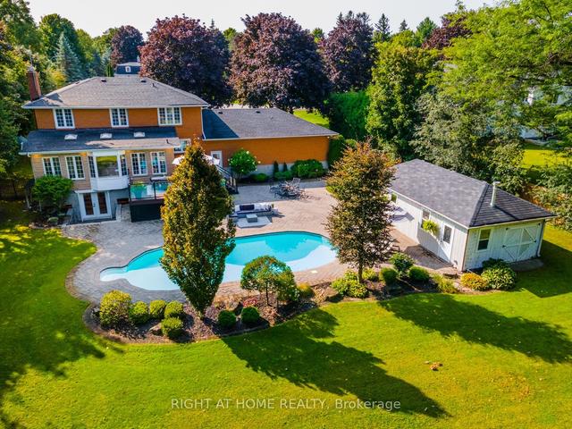 20 Glenlaura Cres, House detached with 3 bedrooms, 4 bathrooms and 12 parking in Whitby ON | Image 1