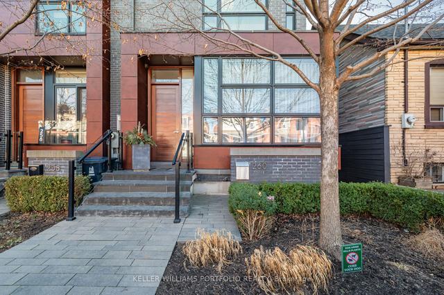 260 Manning Ave, House attached with 4 bedrooms, 4 bathrooms and 2 parking in Toronto ON | Image 12