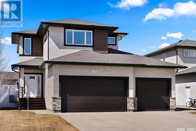 719 Aspen Crescent, House detached with 3 bedrooms, 3 bathrooms and null parking in Pilot Butte SK | Image 1