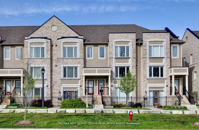 109 - 1 Beckenrose Crt, Townhouse with 2 bedrooms, 3 bathrooms and 2 parking in Brampton ON | Image 1