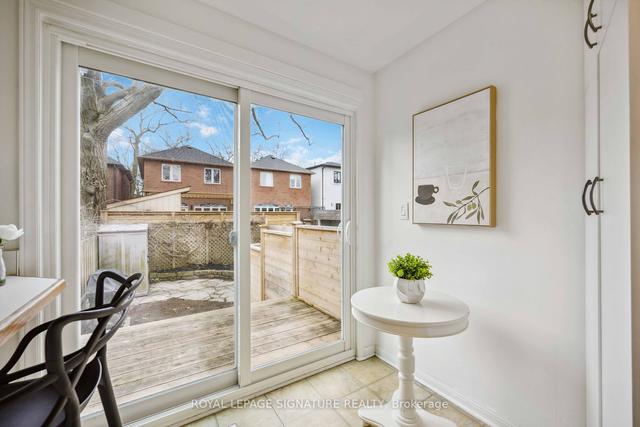 148 Audrey Ave, House detached with 2 bedrooms, 2 bathrooms and 1 parking in Toronto ON | Image 13