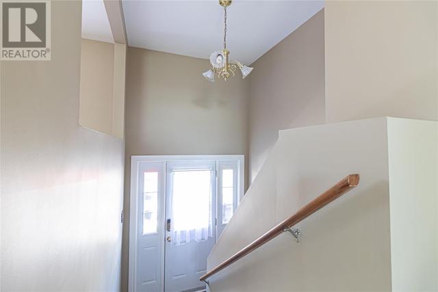 34 Hemmer Jane Drive, House other with 5 bedrooms, 2 bathrooms and null parking in Mount Pearl NL | Image 5