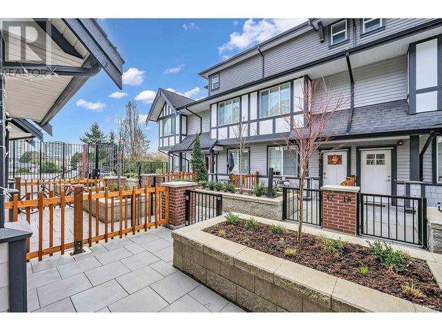 12 - 8888 Spires Road, House attached with 3 bedrooms, 3 bathrooms and 1 parking in Richmond BC | Image 3