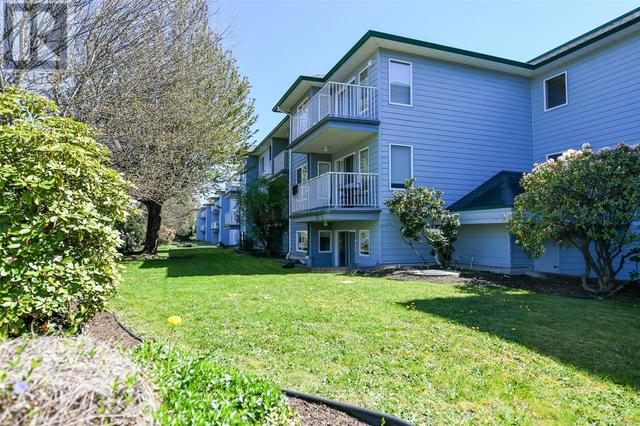 301b - 698 Aspen Rd, Condo with 2 bedrooms, 1 bathrooms and 41 parking in Comox BC | Image 13