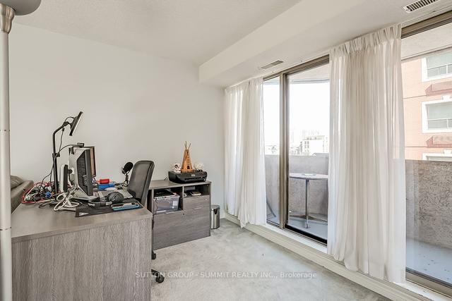 305 - 67 Caroline St S, Condo with 2 bedrooms, 2 bathrooms and 1 parking in Hamilton ON | Image 6