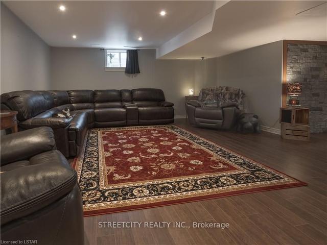 3441 Mclauchlan Cres, House detached with 3 bedrooms, 4 bathrooms and 7 parking in London ON | Image 19