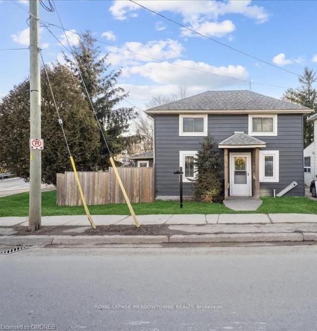 46 Main St S, House detached with 2 bedrooms, 2 bathrooms and 8 parking in Halton Hills ON | Image 1