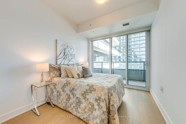 819 - 30 Shore Breeze Dr, Condo with 3 bedrooms, 2 bathrooms and 2 parking in Toronto ON | Image 11