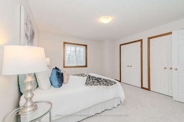5 - 700 Champlain Blvd, Townhouse with 3 bedrooms, 3 bathrooms and 3 parking in Cambridge ON | Image 11