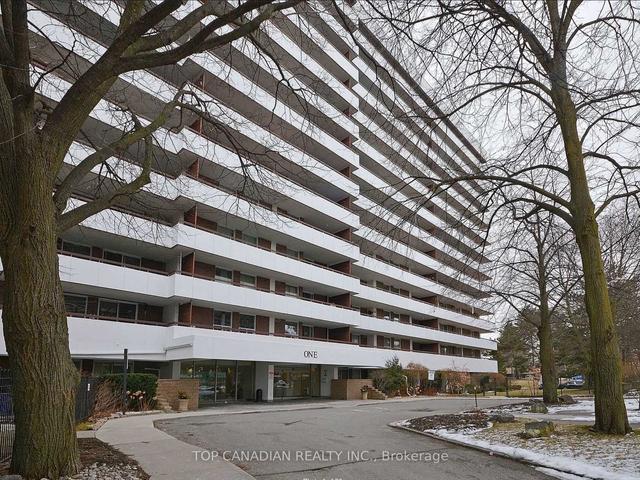 1203 - 1 Royal Orchard Blvd, Condo with 2 bedrooms, 2 bathrooms and 1 parking in Markham ON | Image 1