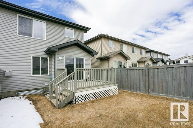 1035 177 St Sw, House semidetached with 4 bedrooms, 3 bathrooms and null parking in Edmonton AB | Image 33