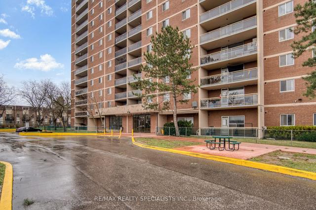504 - 49 Silverstone Dr, Condo with 3 bedrooms, 2 bathrooms and 1 parking in Toronto ON | Image 31