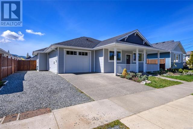 3307 Eleventh St, House detached with 4 bedrooms, 3 bathrooms and 5 parking in Cumberland BC | Image 11