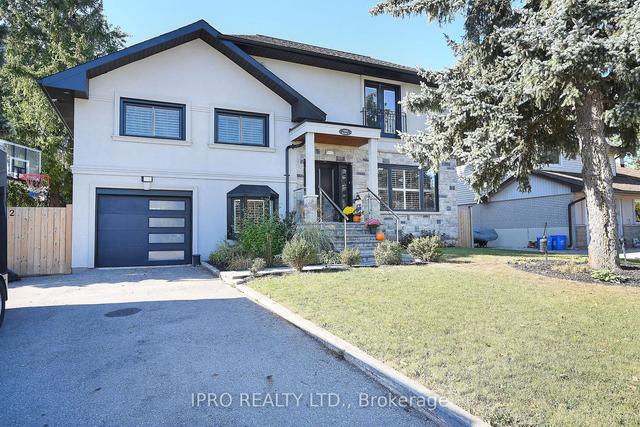 1242 Montclair Dr, House detached with 5 bedrooms, 3 bathrooms and 8 parking in Oakville ON | Image 12