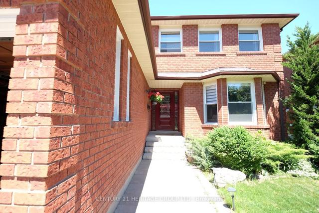 16 Wainwright Ave, House detached with 4 bedrooms, 4 bathrooms and 6 parking in Richmond Hill ON | Image 11