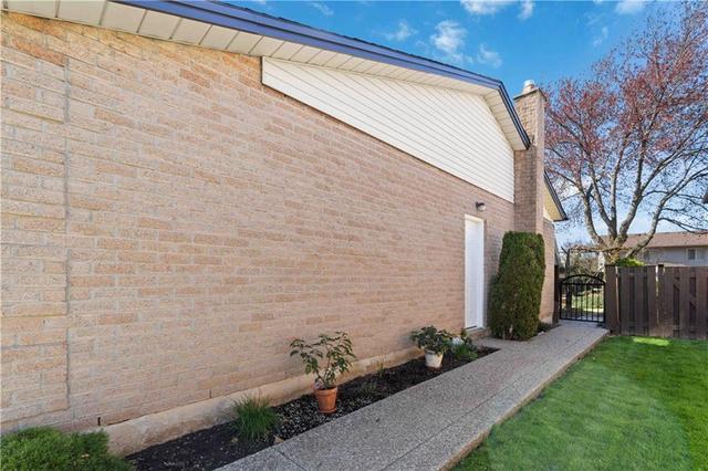 46 Glenashton Drive, House detached with 3 bedrooms, 2 bathrooms and 2 parking in Hamilton ON | Image 31