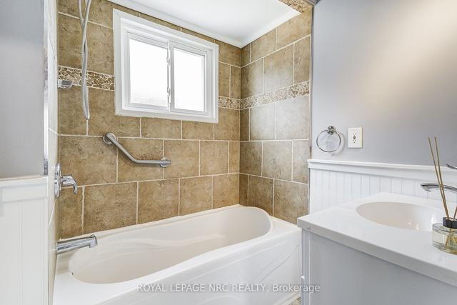 17 Marquis St, House detached with 3 bedrooms, 2 bathrooms and 2 parking in St. Catharines ON | Image 15