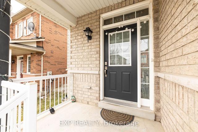 16 Ashdale Rd, House semidetached with 3 bedrooms, 3 bathrooms and 4 parking in Brampton ON | Image 29