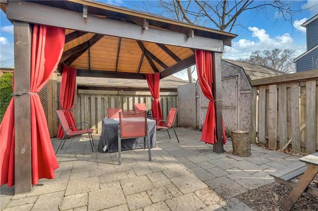 358 Guelph Street, House detached with 2 bedrooms, 1 bathrooms and 4 parking in Hamilton ON | Image 26