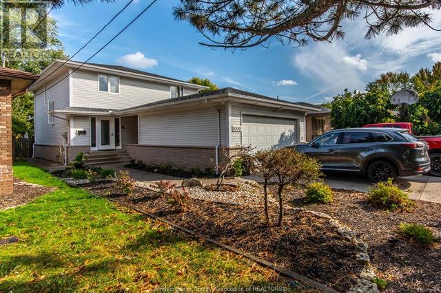 1000 Riverdale Avenue, House detached with 4 bedrooms, 2 bathrooms and null parking in Windsor ON | Image 1