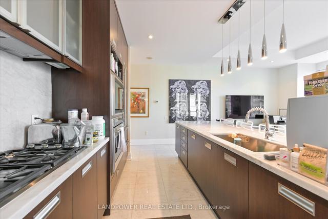 503 - 80 Yorkville Ave, Condo with 2 bedrooms, 2 bathrooms and 2 parking in Toronto ON | Image 2