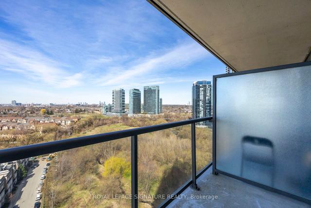 1602 - 15 Legion Rd, Condo with 2 bedrooms, 1 bathrooms and 1 parking in Toronto ON | Image 4