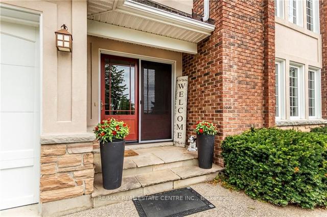 120 Binbrook Rd, House detached with 5 bedrooms, 3 bathrooms and 17 parking in Hamilton ON | Image 34