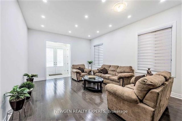 74 Merlin St, House detached with 5 bedrooms, 6 bathrooms and 4 parking in Oakville ON | Image 34