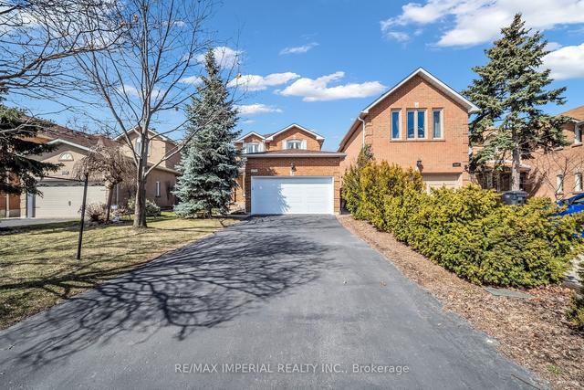 1179 Barleymow St, House detached with 3 bedrooms, 3 bathrooms and 6 parking in Mississauga ON | Image 1
