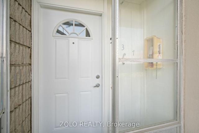 537 - 350 Quigley Rd, Condo with 3 bedrooms, 1 bathrooms and 1 parking in Hamilton ON | Image 33