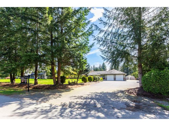 25040 57 Avenue, House detached with 3 bedrooms, 3 bathrooms and 15 parking in Langley BC | Image 33